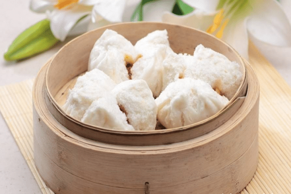 广州叉烧包是广州人历来喜爱的大众化点心.